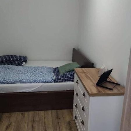 Moderny Apartman S Krbom A Klimatizaciou Presov Exterior photo